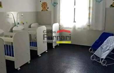 Imagem: O depósito para alugar possui e está localizado em Vila Amália