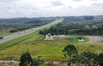 Imagem: O terreno possui 1.500m² de Área e está localizado em Chácara