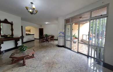 Imagem: O apartamento possui 4 Dormitórios, 5 Banheiros, 2 Vagas na