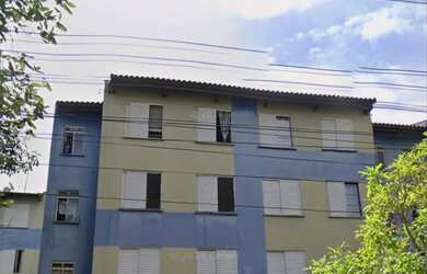 Imagem: O apartamento possui 2 Dormitórios, 1 Banheiro, 1 Vaga na garagem