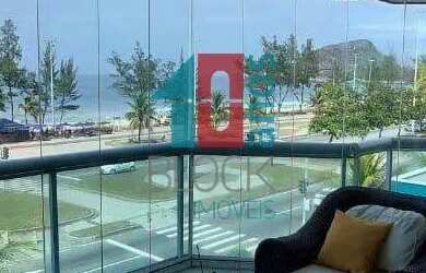 Imagem: O apartamento possui 3 Dormitórios, 5 Banheiros, 3 Vagas na