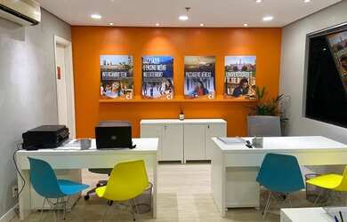 Imagem: O depósito possui 1 Vaga na garagem, 30m² de Área e está