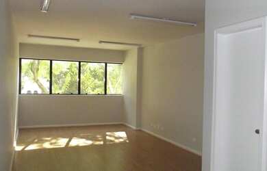 Imagem: O depósito para alugar possui 35m² de Área e está localizado