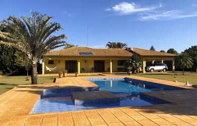 Imagem: A chácara possui 462m² de Área e está localizado em Recanto