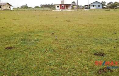 Imagem: O terreno possui 1.600m² de Área e está localizado em Chácaras