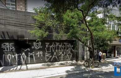 Imagem: O depósito possui 1.253m² de Área e está localizado em