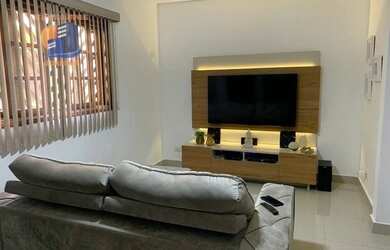 Imagem: A casa possui 2 Dormitórios, 2 Banheiros, 1 Vaga na garagem