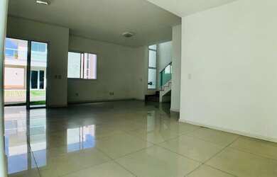 Imagem 4: Casa no condominio Belle Carmelle no Bairro Jose de Alencar com 3 suites