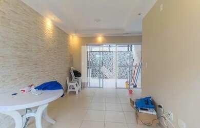 Imagem: A casa em condomínio possui 3 Dormitórios, 3 Banheiros, 2