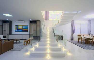 Imagem: A casa em condomínio possui 5 Dormitórios, 5 Banheiros, 3