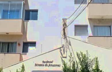 Imagem: O apartamento possui 3 Dormitórios, 2 Banheiros, 2 Vagas na