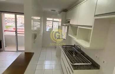 Imagem: O apartamento possui 2 Dormitórios, 1 Banheiro, 1 Vaga na garagem