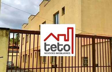 Imagem: A casa possui 2 Dormitórios, 1 Banheiro, 1 Vaga na garagem