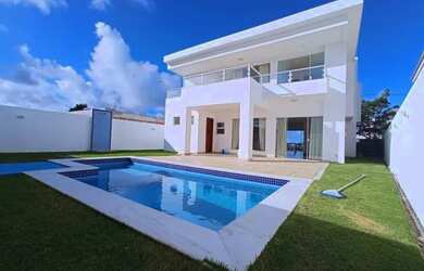 Imagem: A casa em condomínio possui 4 Dormitórios, 1 Banheiro, 4 Vagas