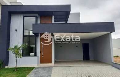 Imagem: A casa em condomínio possui 3 Dormitórios, 2 Banheiros, 4