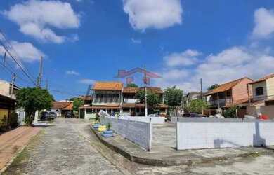 Imagem: A casa em condomínio possui 3 Dormitórios, 2 Banheiros, 4