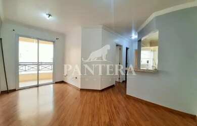 Imagem: O apartamento possui 2 Dormitórios, 1 Banheiro, 2 Vagas na