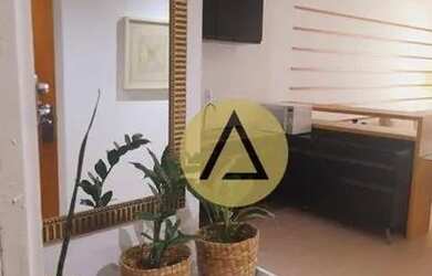 Imagem: O studio possui 1 Dormitório, 1 Banheiro, 1 Vaga na garagem