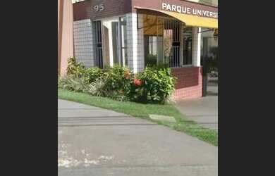 Imagem: O apartamento possui 1 Dormitório, 1 Banheiro, 1 Vaga na garagem