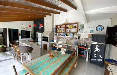 Imagem 4: Casa na prainha por dia