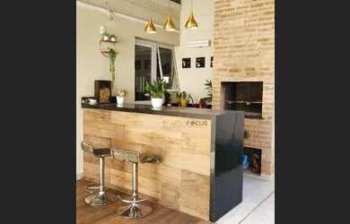 Imagem: A casa em condomínio possui 3 Dormitórios, 4 Banheiros, 5