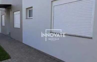 Imagem: O apartamento possui 3 Dormitórios, 1 Banheiro, 1 Vaga na garagem