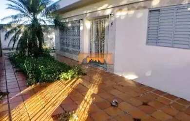 Imagem: A casa possui 5 Dormitórios, 5 Banheiros, 5 Vagas na garagem