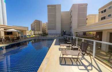 Imagem: O apartamento possui 2 Dormitórios, 1 Banheiro, 1 Vaga na garagem