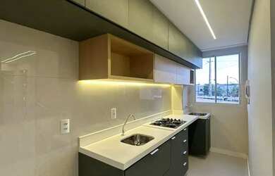 Imagem: O apartamento possui 2 Dormitórios, 2 Banheiros, 1 Vaga na