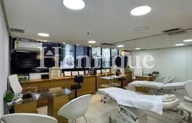 Imagem: O depósito possui 36m² de Área e está localizado em Ipanema