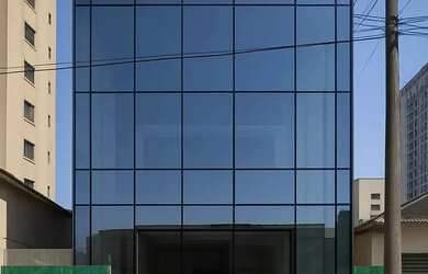 Imagem: O depósito possui 1 Vaga na garagem, 140m² de Área e está