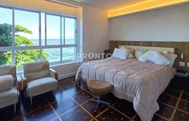 Imagem: O apartamento possui 3 Dormitórios, 1 Banheiro, 2 Vagas na