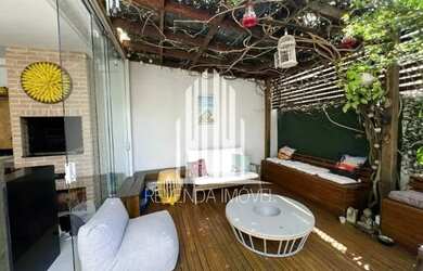 Imagem: A casa possui 5 Dormitórios, 3 Banheiros, 2 Vagas na garagem