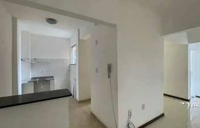 Imagem 4: EM FRENTE A PRAÇA BATISTA CAMPOS. PRÉDIO ANTIGO. COM 82M² ,02 QUARTOS...