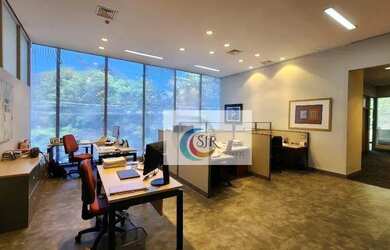 Imagem: O depósito possui 420m² de Área e está localizado em Pinheiros