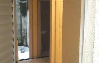 Imagem: Aluga-se kitnet R$ 500, $600, $ 700