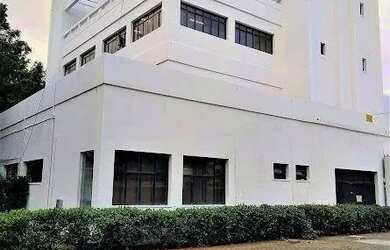 Imagem: O depósito possui 4816m² de Área e está localizado em Parque