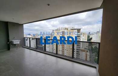 Imagem: O apartamento possui 2 Dormitórios, 3 Banheiros, 2 Vagas na