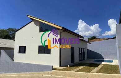 Imagem: A casa em condomínio possui 3 Dormitórios, 3 Banheiros, 2