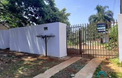 Imagem: O terreno possui 426m² de Área e está localizado em Neva