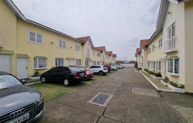 Imagem: A casa em condomínio possui 2 Dormitórios, 2 Banheiros, 1