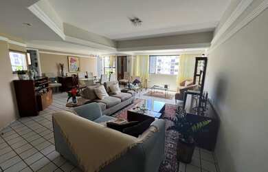 Imagem: O apartamento possui 3 Dormitórios, 4 Banheiros, 2 Vagas na