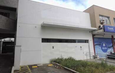 Imagem: O depósito possui 576m² de Área e está localizado em Glória