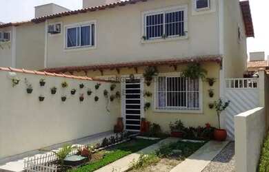 Imagem: A casa em condomínio possui 3 Dormitórios, 2 Banheiros, 1