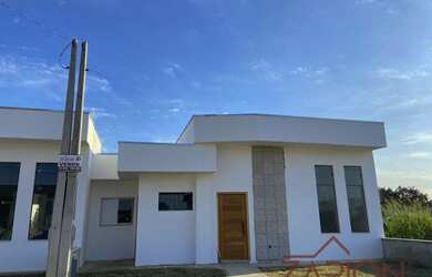 Imagem: A casa em condomínio possui 2 Dormitórios, 1 Banheiro, 88m²