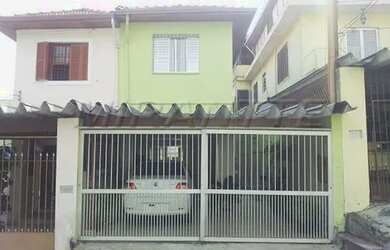 Imagem: A casa possui 2 Dormitórios, 2 Banheiros, 2 Vagas na garagem