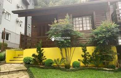 Imagem: A casa possui 2 Dormitórios, 1 Banheiro e 485m² de Área e