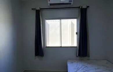 Imagem: A casa em condomínio possui 3 Dormitórios, 2 Banheiros, 2