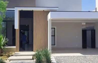 Imagem: A casa em condomínio possui 3 Dormitórios, 4 Banheiros, 2