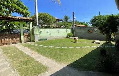 Imagem: A casa possui 2 Dormitórios, 2 Banheiros, 2 Vagas na garagem